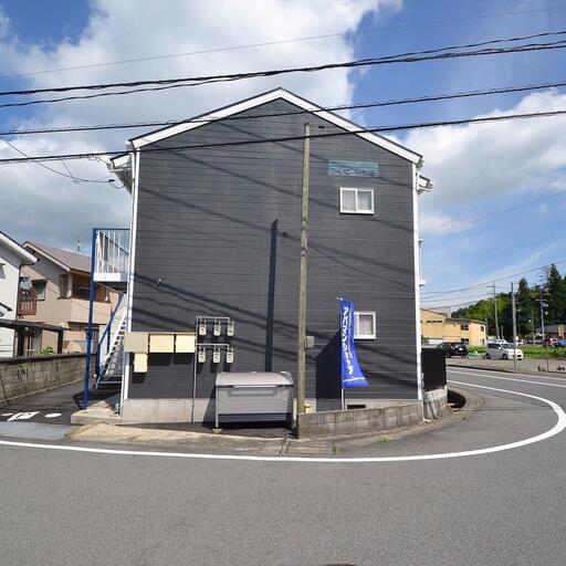 アーバンハイツB西側外観 ゴミステーションを設置しました!