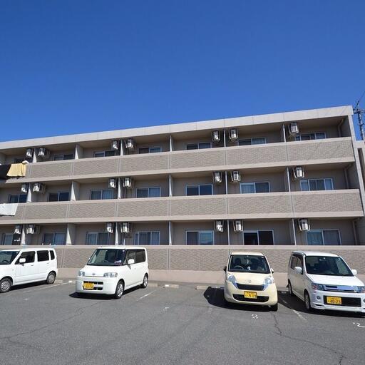 ボヌール南側外観 3階建てです。