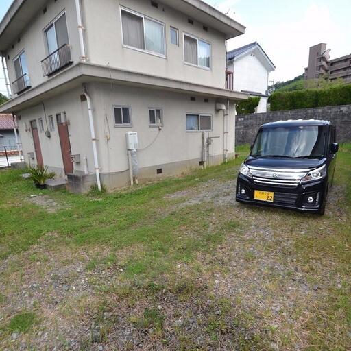 敷地内3 駐車場も兼ねています。