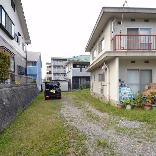 敷地内3 結構広いです。