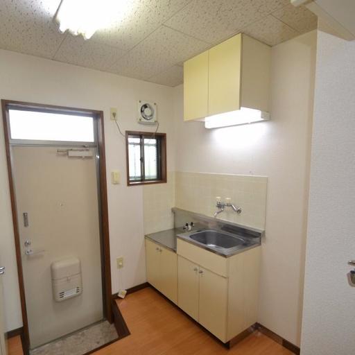 シンク全体 窓もついてます。