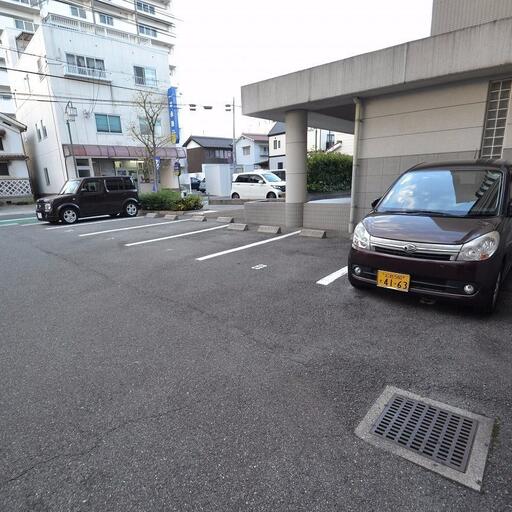 駐車場4 北側の駐車場です。