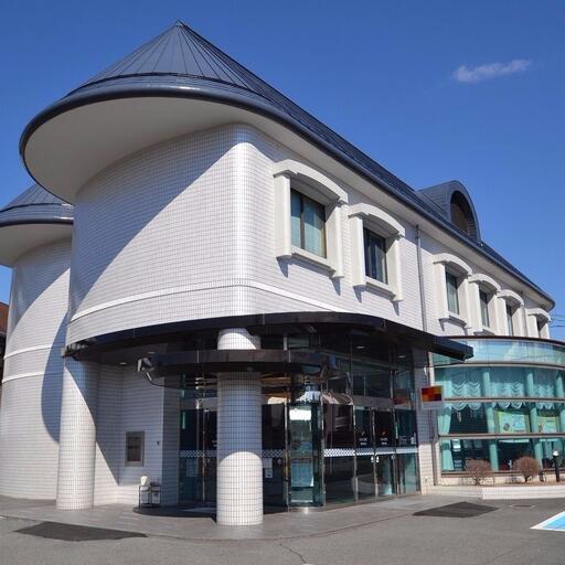 もみじ銀行 西条南支店 広島県の第2地銀。この周辺にお店が集中してます。
