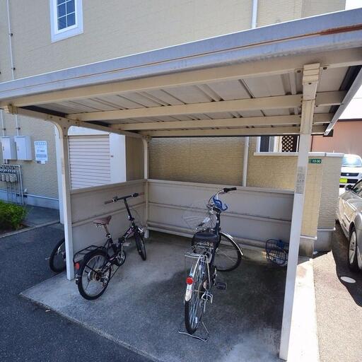 駐輪場 自転車が置けます。