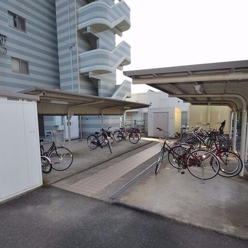 駐輪場 たくさん置けます!