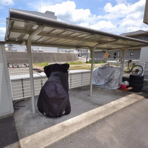 駐輪場 2輪車を駐輪できます。