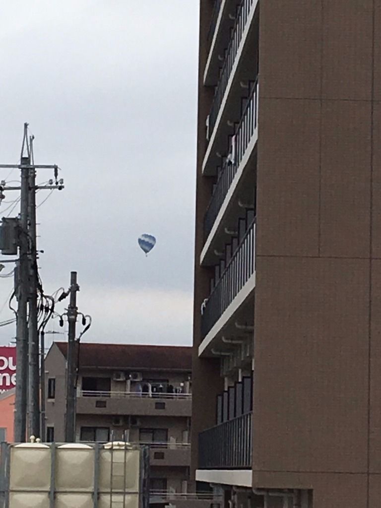 広島大学近くで気球が飛んでいました！！